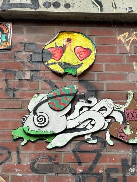 German guided insider tour of Hamburg's Schanzenviertel - The sweet guest gift: a small touch that fits the mood