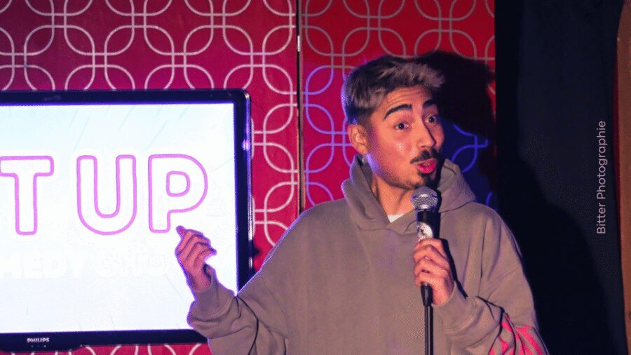 GET UP Comedy in Hamburg - Life is too short not to laugh! - Reeperbahn at Lustig Comedy Club: open mic energy at 8 pm