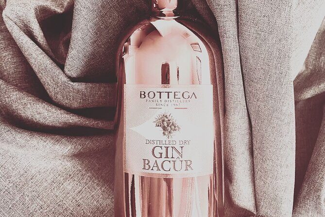 Gin & Rum Tasting in Frankfurt am Main - Rum: history you can taste, not just read