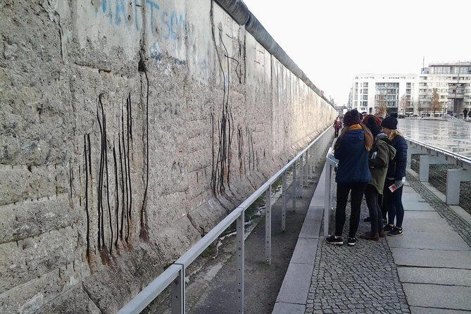 Group Driving Tour 1 to 6 people. Berlin Shore Excursion incl pick-up at Port - Gropius Bau and the long wall trace near modern Berlin