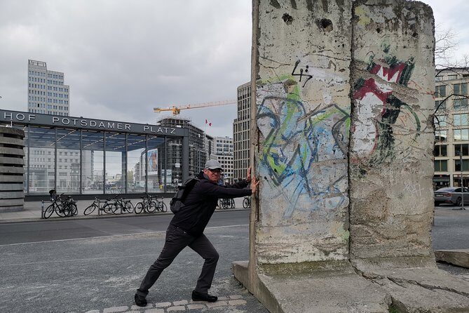 Group Walking Tour (1 - 20 people): 3 Hours the Wall, Third Reich, WW2, Cold War - The Holocaust Memorial moment: meaning over spectacle