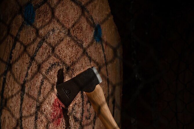 Guided Axe Throwing Experience in Frankfurt Altstadt - Price and Value in Frankfurt: Why $29.02 Makes Sense Here