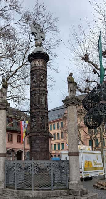 Guided tour in Mainz on the Rhine in german and english - Alter Dom St. Johannis and Ludwigsstraße: Tracing Mainz’s shifts