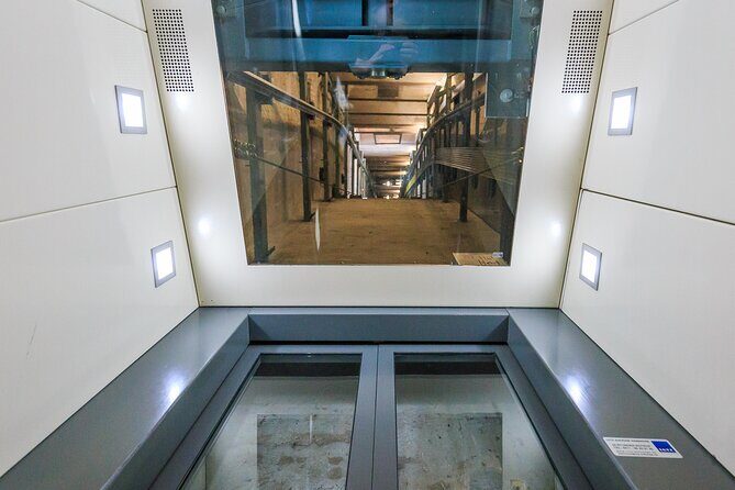 Guided tour of the New Town Hall in Hanover - Meeting point, timing, and how to keep it easy