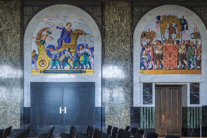Guided tour of the New Town Hall in Hanover - What kind of traveler should book this?