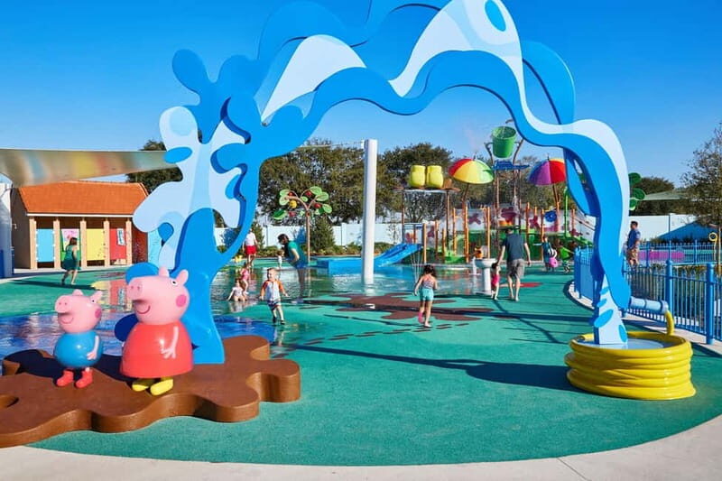 Günzburg: PEPPA PIG Park Admission Ticket - The classic Peppa scenes: Papa Pig’s red car and the yellow house