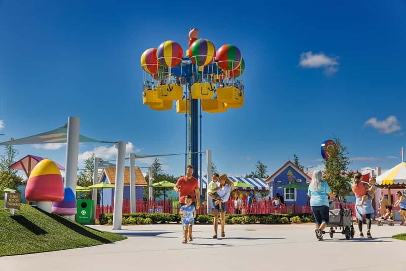 Günzburg: PEPPA PIG Park Admission Ticket - Daily live shows and meet & greets at the big show stage