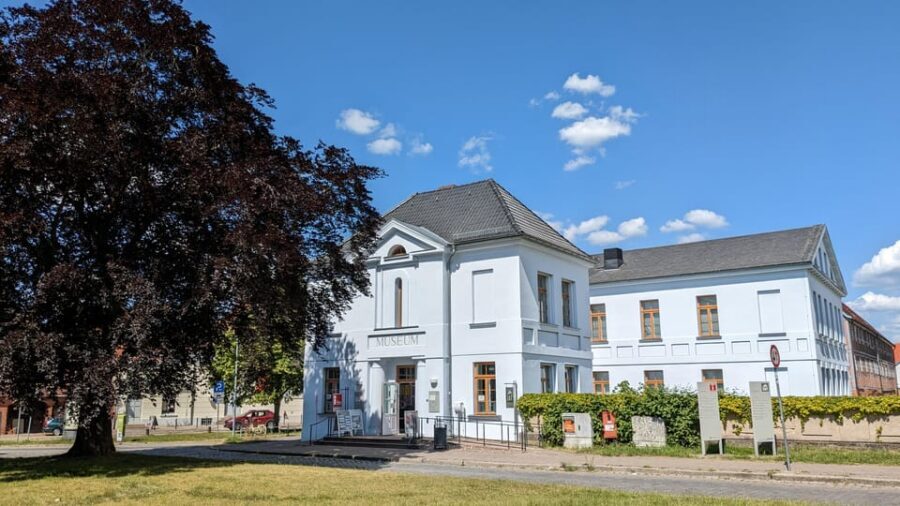 Güstrow: Guided tour of the historic city center - What You’ll Learn (And How It Makes the Walk Feel Easier)