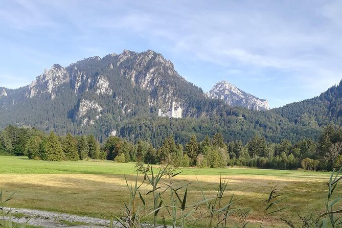 Half day- from Fussen to Neuschwansteincastle & Linderhof castle - Guides Matter: If You Get Augie or Lahlo