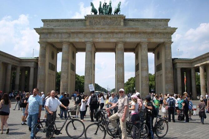 Half-Day Guided Bike Tour of Central Berlin's Highlights - Cold War and WWII landmarks you spot between the famous ones