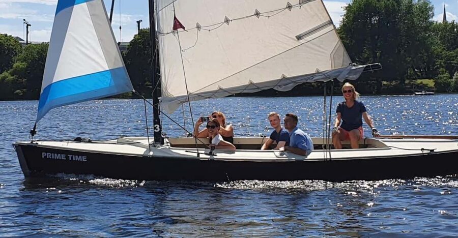Hamburg: 1.5-Hour Sailing Sightseeing Tour on Aussenalster - Skippers You’ll Remember: Harold/Harald and Andreas
