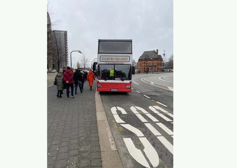 Hamburg: 1-Hour Sightseeing Bus Tour with Live Guide - HafenCity and the Elbphilharmonie: the big modern stop on your route