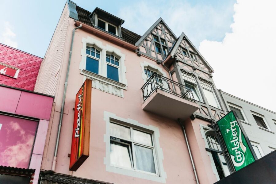 Hamburg: 2.5-Hour Beatles Music Tour - Group size, pacing, and what to expect in real life