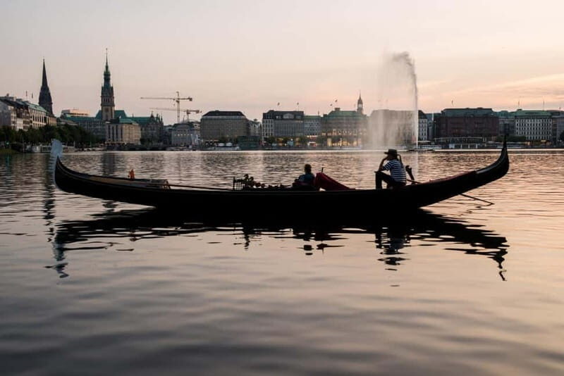 Hamburg: Alster Lake public Tour in a Real Venetian Gondola - A Venetian Gondola on the Binnenalster: Why It Feels Right
