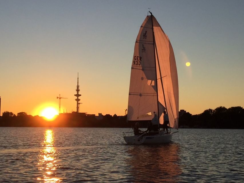 Hamburg: Alster River Sailboat Tour with Sundowner - Why This One-Hour Alster Sail Feels So Easy