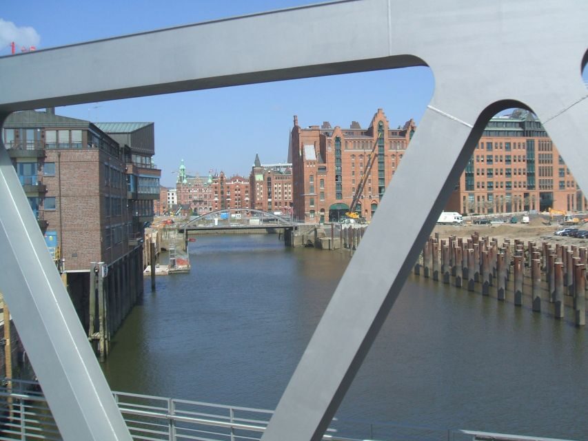 Hamburg: Bike Tour of the Speicherstadt & Old Harbor - The old Elbe Tunnel crossing: short, iconic, and oddly fun