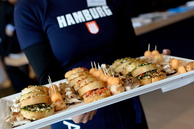 Hamburg CARD - Hamburg CARD: transit freedom plus a menu of discounts
