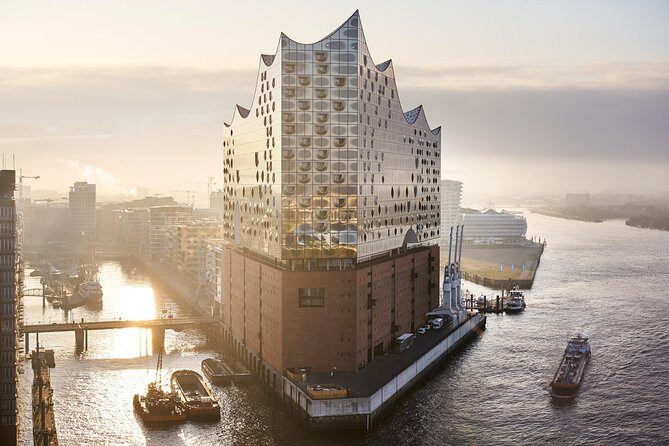 Hamburg CARD - Attractions and family-friendly stops: dungeon, panic, and more