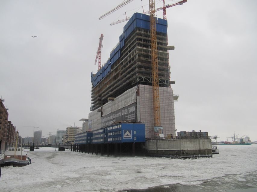 Hamburg: City Tour by Bike with Elbphilharmonie - Key things you’ll notice on this Hamburg bike tour