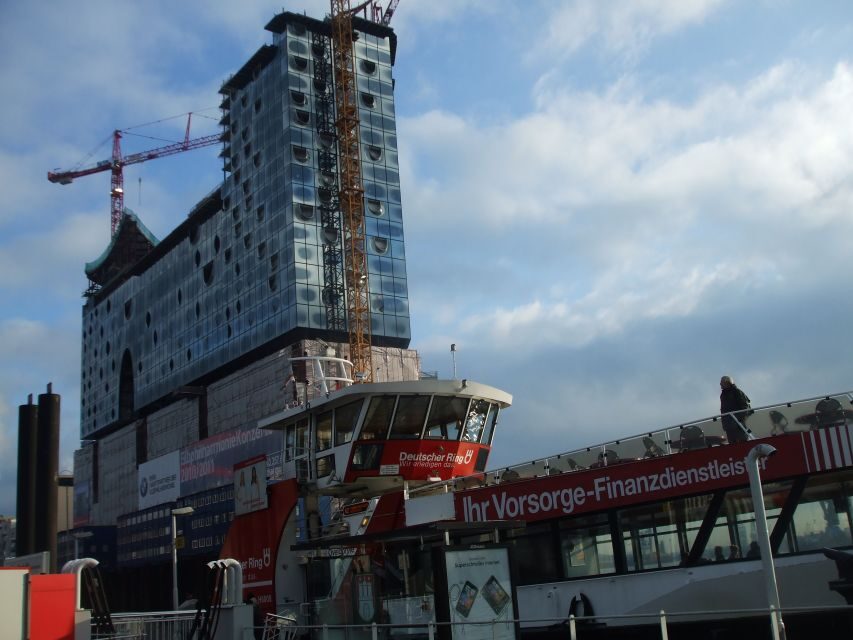 Hamburg: City Tour by Bike with Elbphilharmonie - Why biking works so well in Hamburg’s “old + new” story