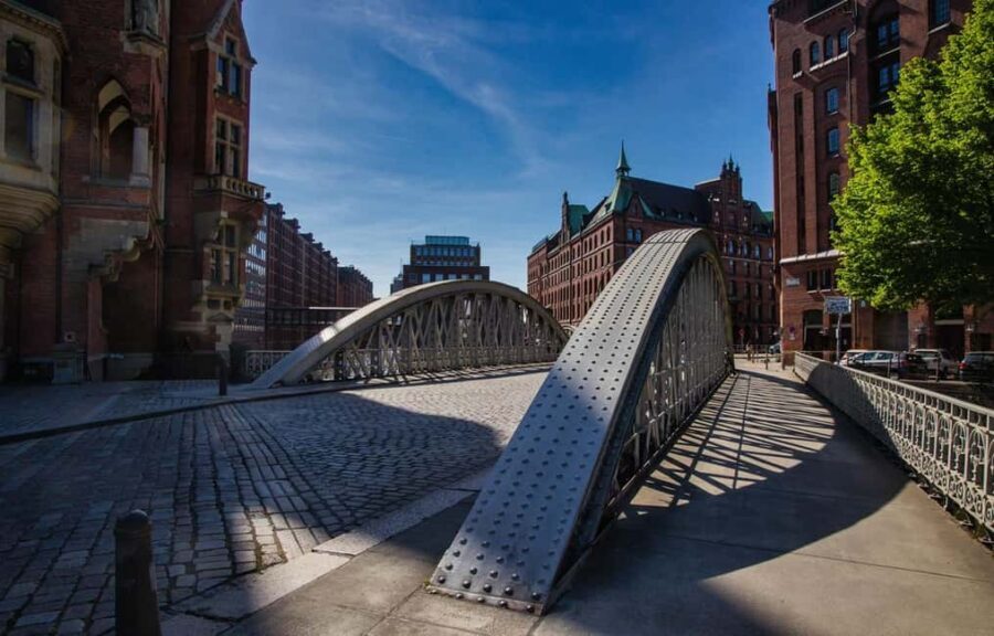 Hamburg: Discovery Tour - Westfieldcenter to Elbphilharmonie - What 2 hours feels like in real life (and why it’s family-friendly)