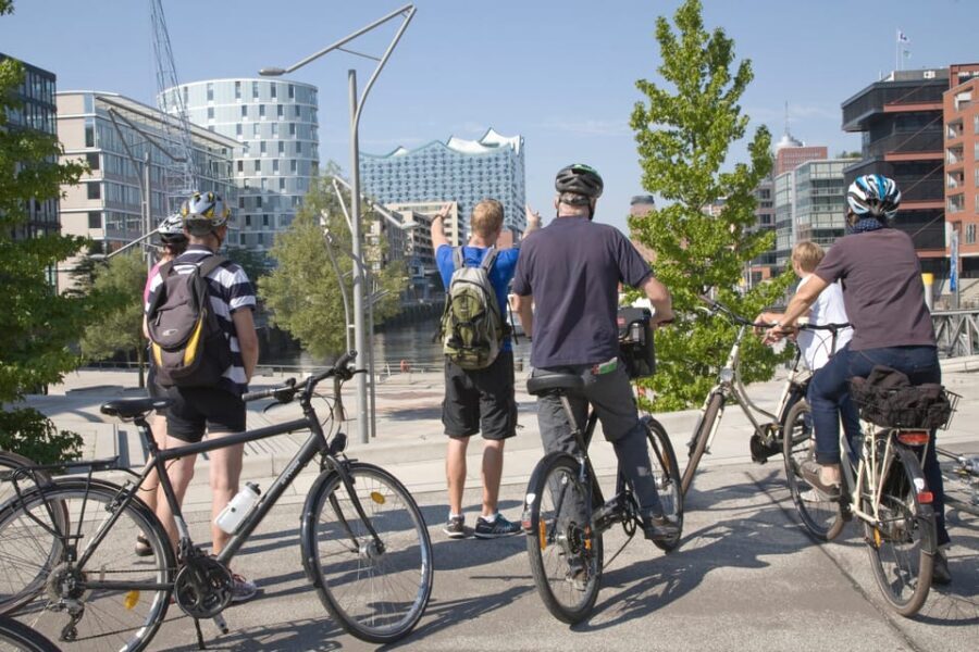 Hamburg: Guided Bike Tour - St. Michael’s Church and the Portuguese Quarter detour