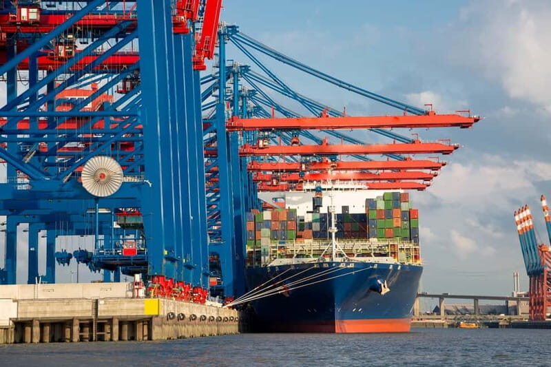 Hamburg: Guided Grand Harbor Sightseeing Cruise by Ship - Fish Market Vibes: A Harbor Neighborhood You’ll Recognize Fast