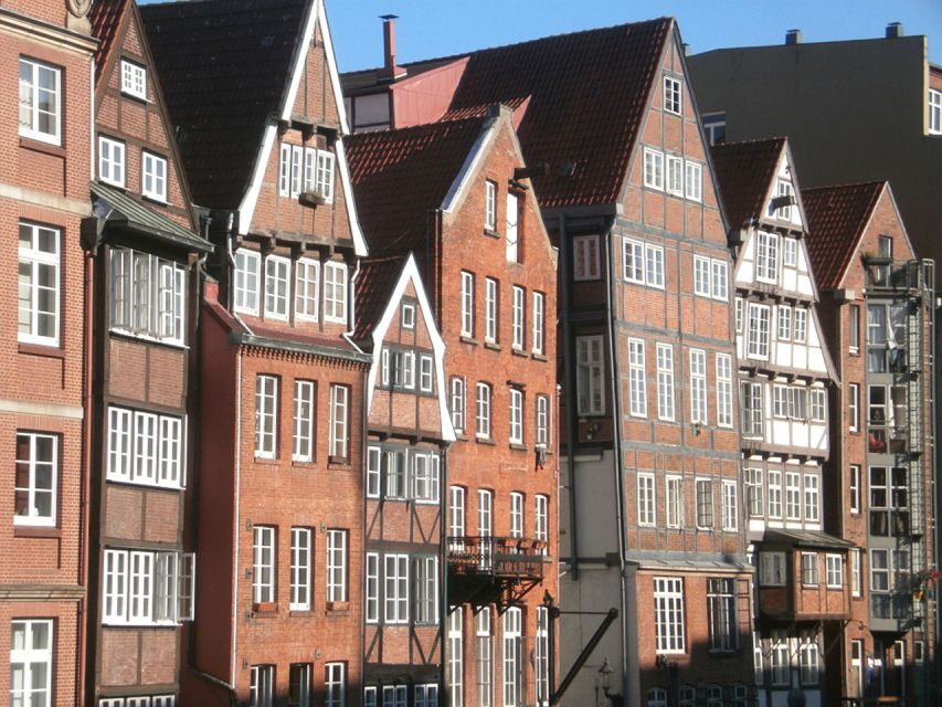 Hamburg: Guided Walking Tour in Danish - Price and value: $280 per group up to 30