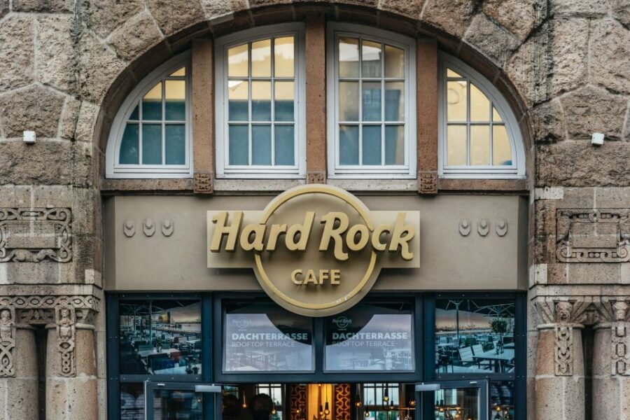 Hamburg: Hard Rock Cafe Skip-the-Line Meal - Picking your menu: Funk vs Rock (and what comes with each choice)