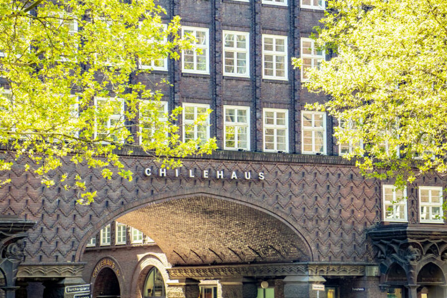 Hamburg: In the footsteps of the Beatles with a Local - When the route shifts into St. Pauli’s wider story