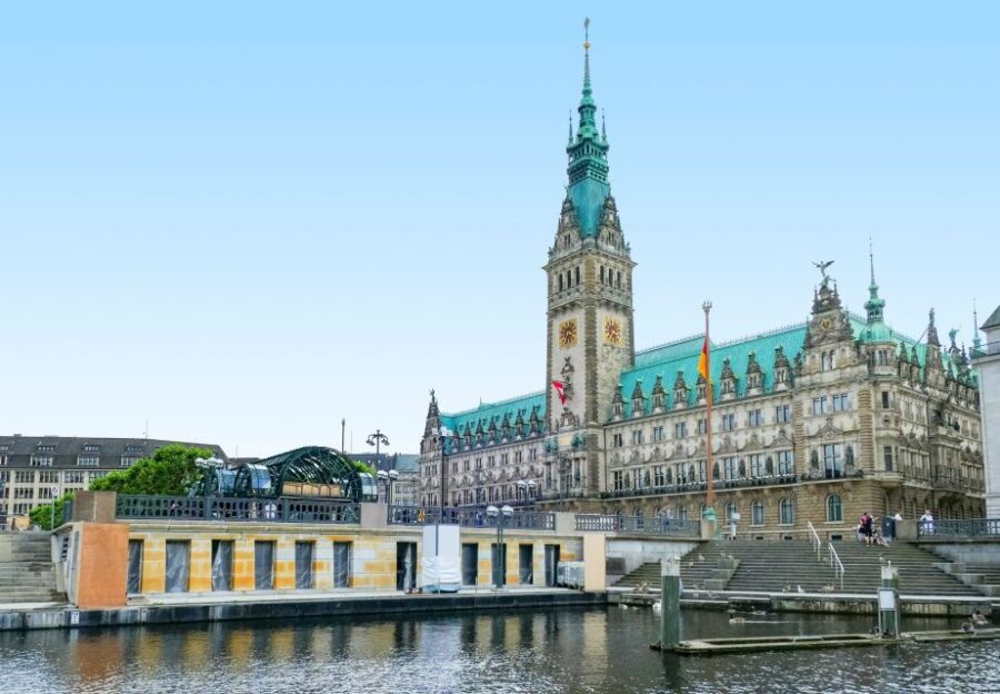 Hamburg: Old Town Highlights Private Walking Tour - Start at Rathausmarkt, Then Let the City Guide You