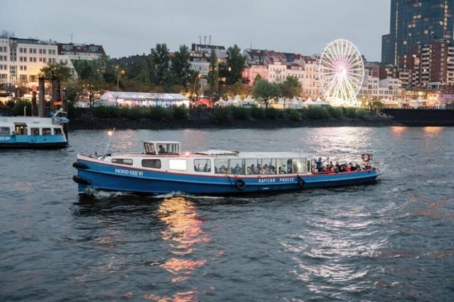 Hamburg: One Hour Traditional Harbor Cruise - Where to Meet: Landungsbrücken Bridge 3 and the Real-World Start