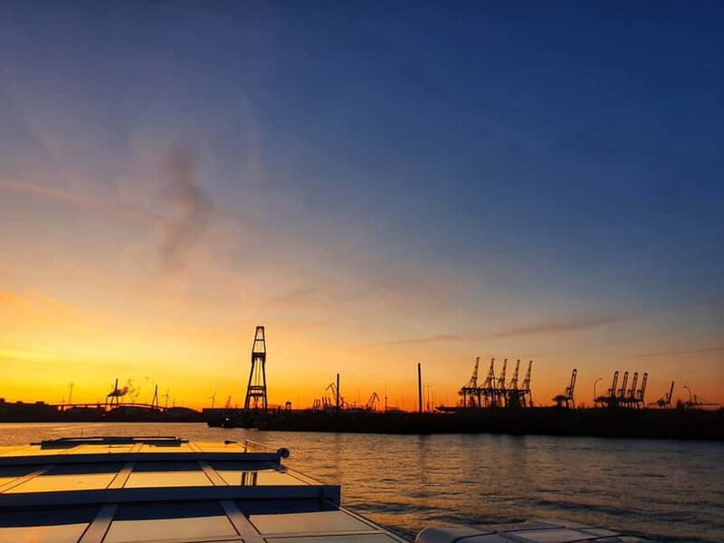 Hamburg: Private Harbor Tour by Boat - Key moments you’ll care about