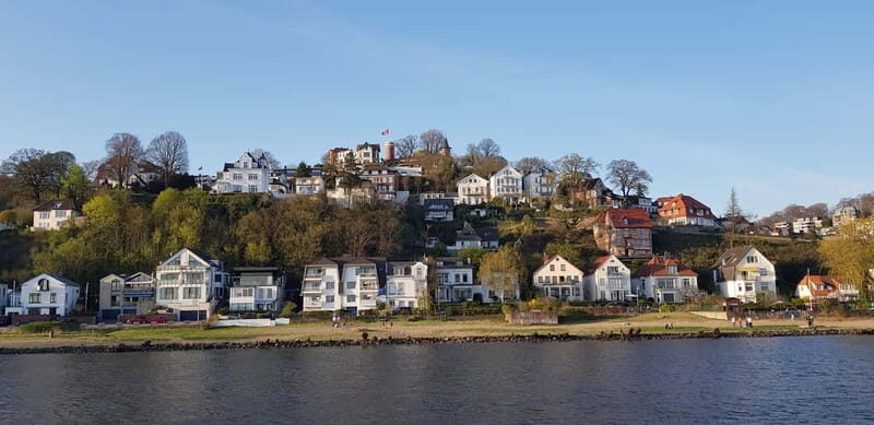 Hamburg: Private Harbor Tour by Boat - How long is enough? Choosing between the 1-hour and 1.5–2-hour experience