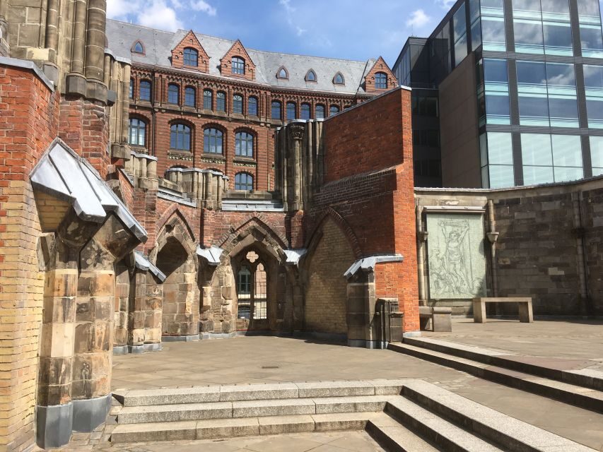 Hamburg: Private Tour Down Town around City Hall - The Pneumatic Post and the Underground Bunker System: Hamburg’s Strange Genius