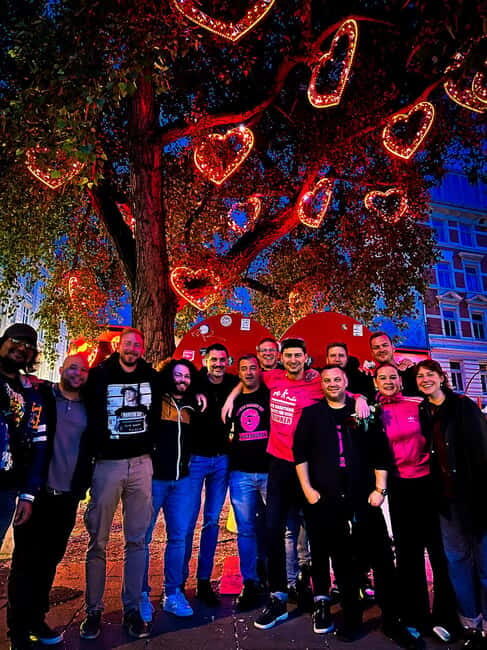 Hamburg: Pubcrawl & Nightlife Tour auf St.Pauli - Reeperbahn nightlife, timed: what 4 hours really means