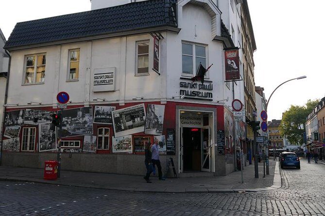 Hamburg: Red- & Bluelight - Private guided Reeperbahn Tour - Price and Value: What $289.65 Really Buys You