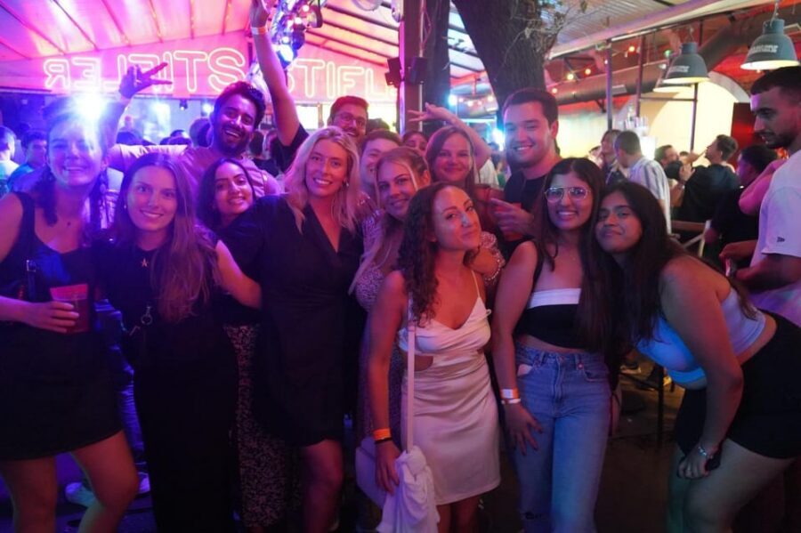 Hamburg: Reeperbahn Pub Crawl with Shots and Games - Price and value: what $35 buys (and what it doesn’t)