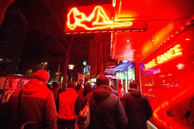 Hamburg Reeperbahn Tour with a Guide - Why the Reeperbahn Works Better With a Real Guide