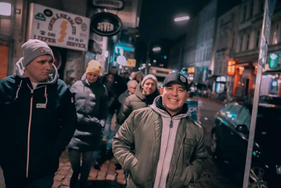Hamburg: Reeperbahn tour with Daniel Schmidt from the Elbschlosskeller - Key highlights worth marking on your mental map