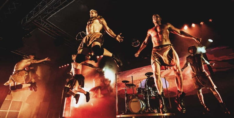 Hamburg: SIXX PAXX Men´s Perfoming Arts Show - SIXX PAXX Hamburg: the 2-hour adrenaline plan