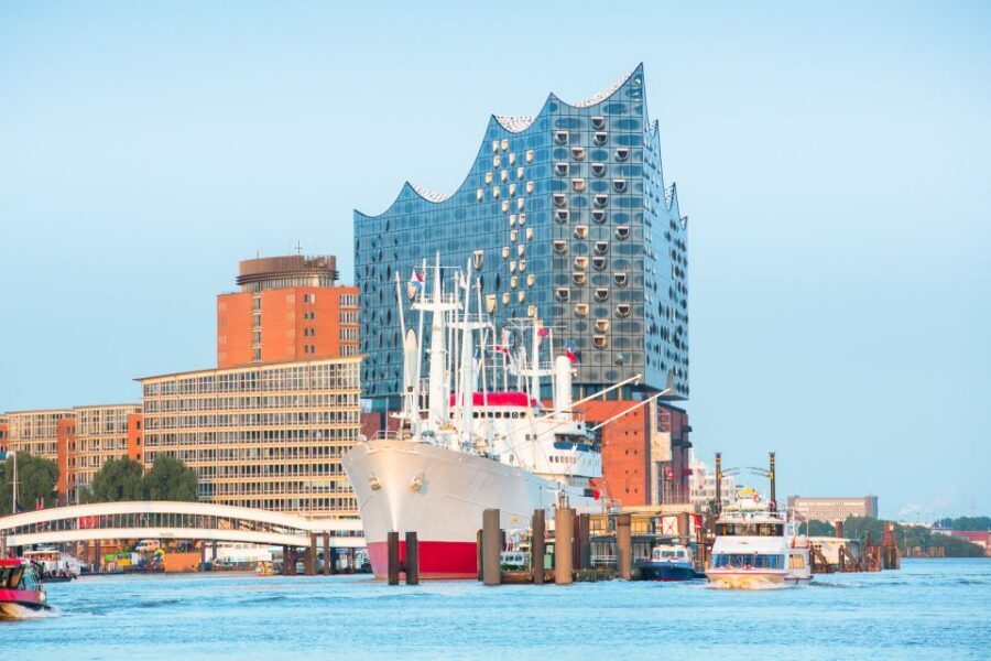 Hamburg: Speicherstadt and HafenCity Tour - Where the tour starts: Sandtorkai 74, corner of Sandtorkai/Kaiserkai