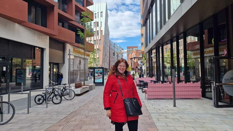 Hamburg: Speicherstadt, HafenCity + Elbphilharmonie Tour - HafenCity: the modern port brain in walking form