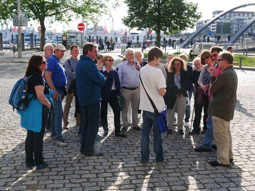 Hamburg: Speicherstadt & HafenCity Tour - Stop-by-stop: Hafen angles, bridges, and the port story in motion