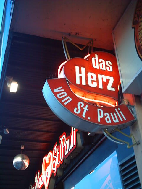 Hamburg: St. Pauli 1.5-Hour Tour - Why this 1.5-hour St. Pauli tour works (and where it doesn’t)