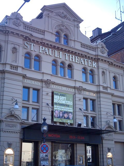 Hamburg: St. Pauli 1.5-Hour Tour - Starting at Spielbudenplatz 31: the Davidwache moment