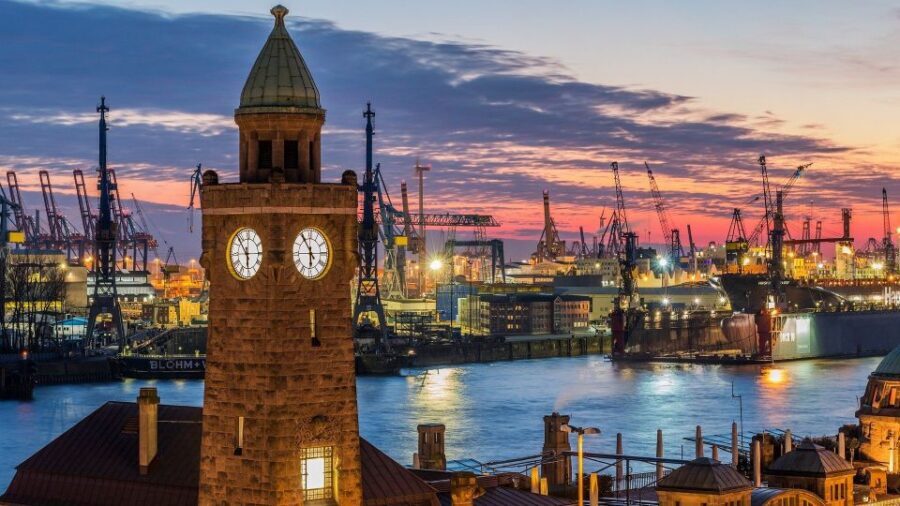 Hamburg: St. Pauli (18+) Private Guided Walking Tour - Beatles and Reeperbahn Clubs: Where Early Music Found a Home