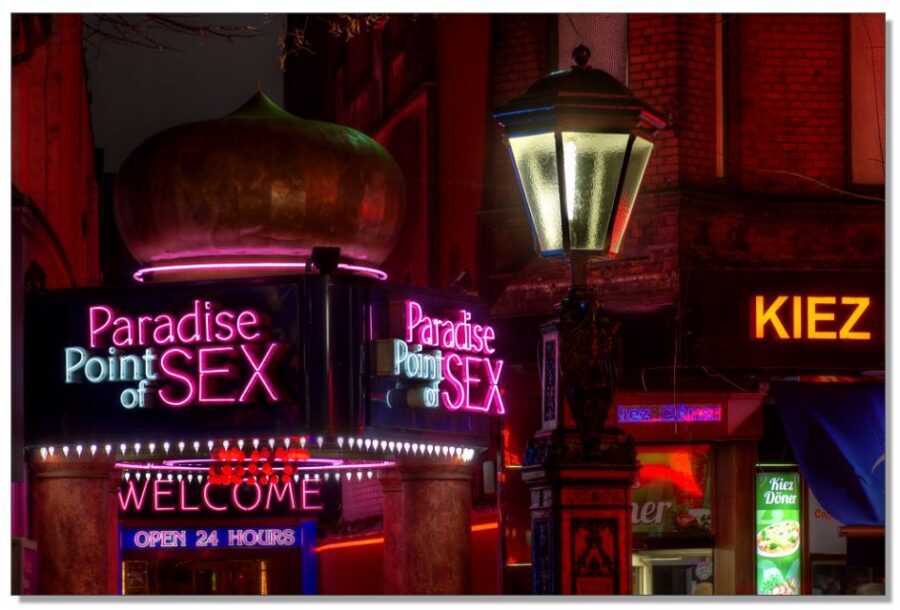 Hamburg: St. Pauli Red Light District Tour - Your Route Starts in St. Pauli: Getting Oriented Without Stress