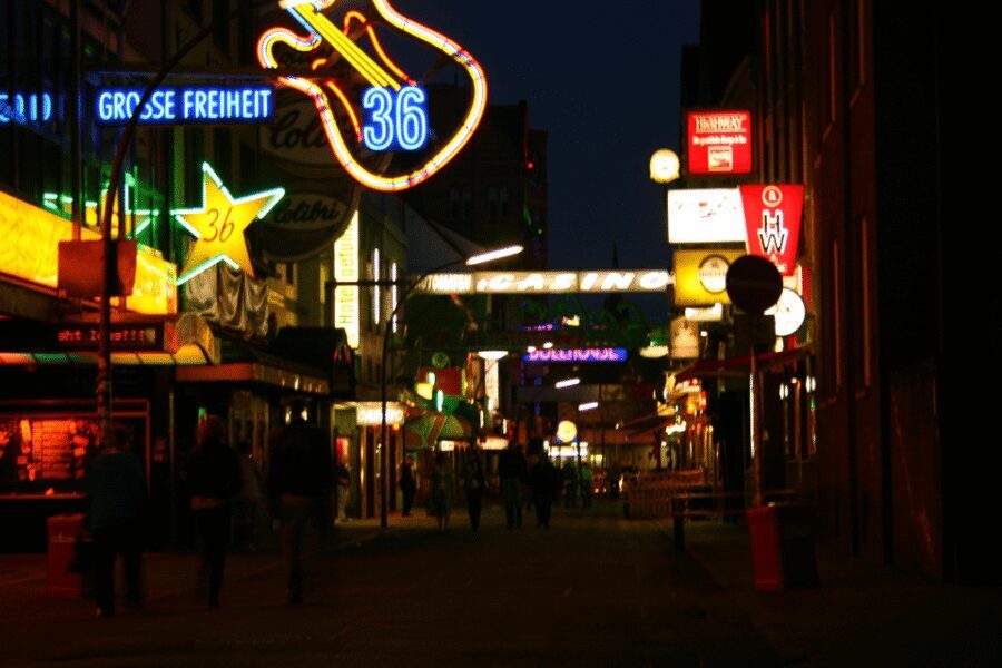 Hamburg St Pauli: Red Light District Walking Tour - Reeperbahn Storytelling: Entertainment, Power, and Party Networks