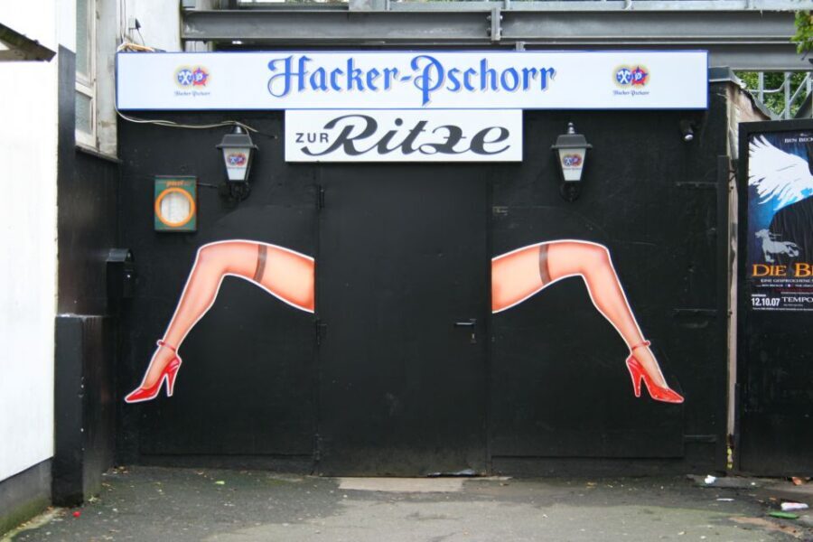 Hamburg St Pauli: Red Light District Walking Tour - Spielbudenplatz: The Show-Side Energy You Can’t Ignore